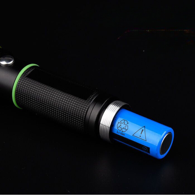 Lanterna Multi Espartana® - Kit completo de sobrevivência